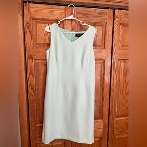 Evan Picone Light Green Midi Dress